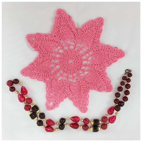 Crochet Star Design Doily. - Picture 5 of 8